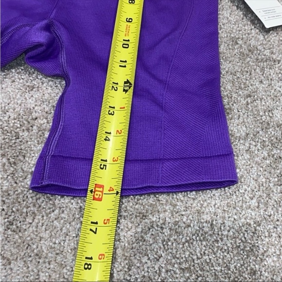 NWT All In Motion Purple 6” Bike Shorts Size M‎ - Picture 6 of 6
